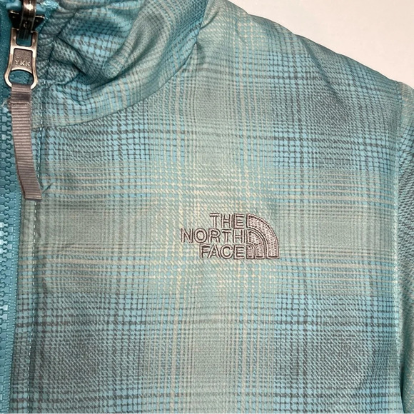 The North Face Girl Puffer Jacket Blue Green Gray Plaid Full Zip Size Medium GUC - Picture 3 of 7